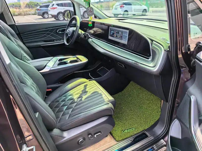 Maxus G90 2022 2.0T Interstellar 7-Seater Edition — миниатюра 9