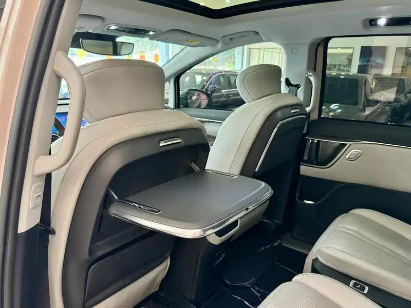 Maxus G70 2024 2.0T Automatic Flagship Edition 7-Seater — миниатюра 19