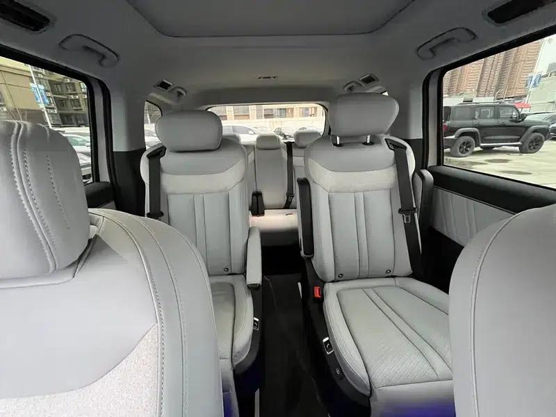 Maxus G70 2024 2.0T Automatic Flagship Edition 7-Seater — миниатюра 16