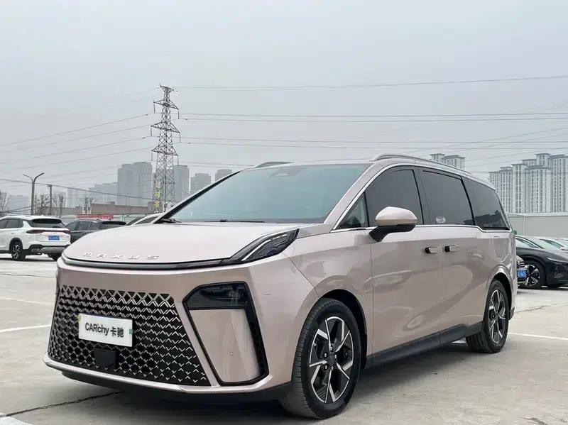 Maxus G70 2024 2.0T Automatic Flagship Edition 7-Seater — миниатюра 1