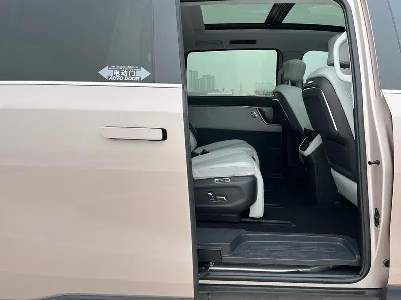 Maxus G70 2024 2.0T Automatic Flagship Edition 7-Seater — миниатюра 16