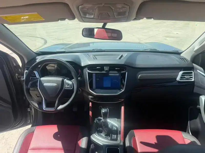 2023 Starship L 2.0T Manual Diesel 2WD Elite Edition Long Box — миниатюра 7