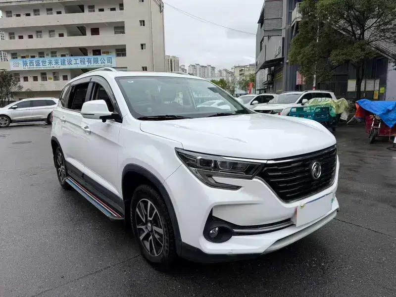 Fengxing T5 2020 1.6L Manual Comfort Model (China VI Emission Standard) — миниатюра 3