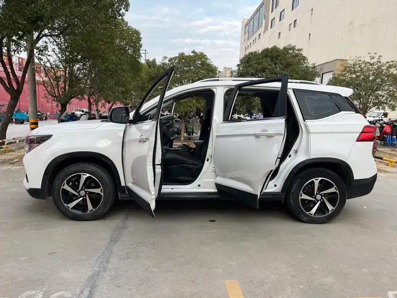 Fengxing T5 2020 1.6L Manual Comfort Model (China VI Emission Standard) — миниатюра 12