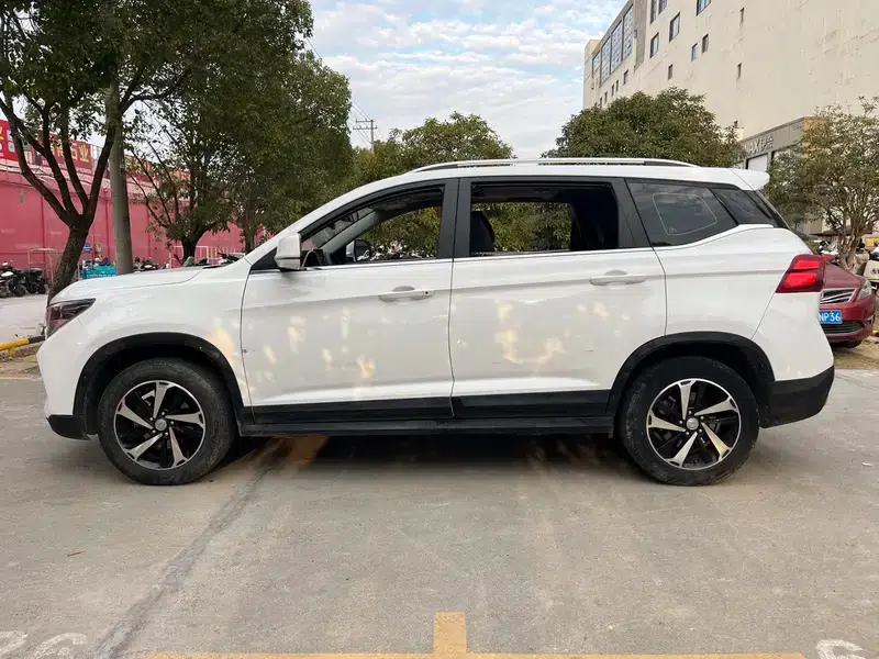 Fengxing T5 2020 1.6L Manual Comfort Model (China VI Emission Standard) — миниатюра 4