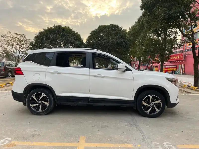 Fengxing T5 2020 1.6L Manual Comfort Model (China VI Emission Standard) — миниатюра 8