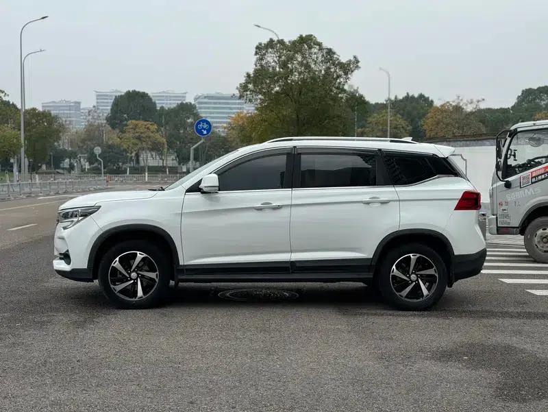 Fengxing T5 2020 1.6L Manual Comfort Model (China VI Emission Standard) — миниатюра 4