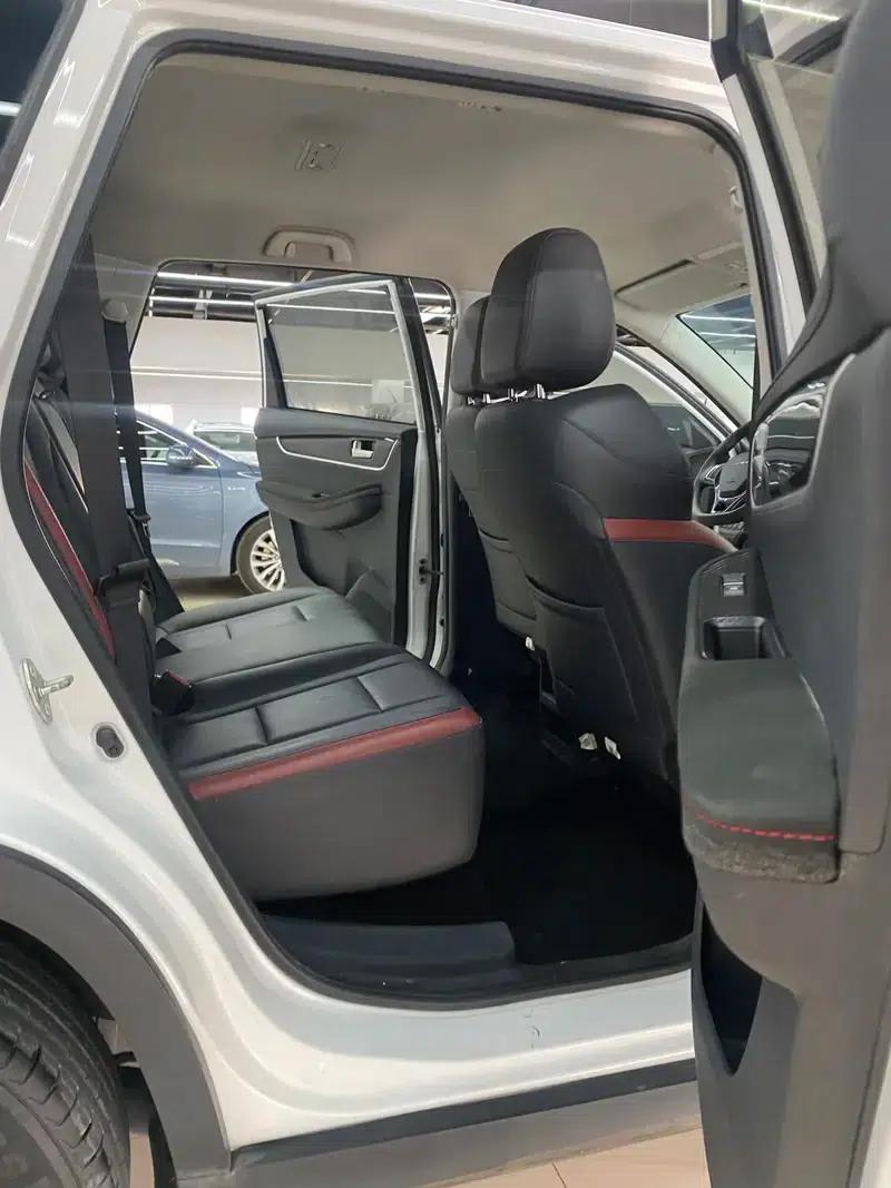 Fengxing T5 2021 1.6L Manual Premium Edition — миниатюра 8