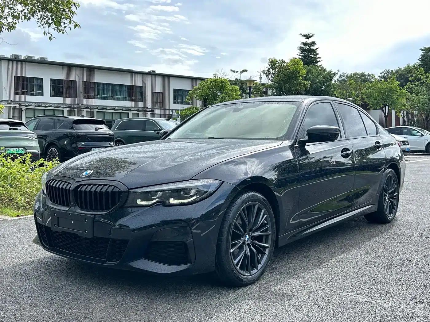 2022 BMW 3 Series Facelift 325i M Sport Shadow Edition — миниатюра 1