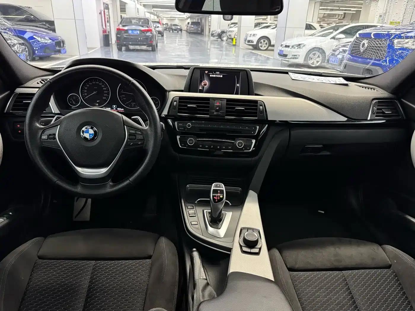2017 BMW 3 Series 320i M Sport — миниатюра 5