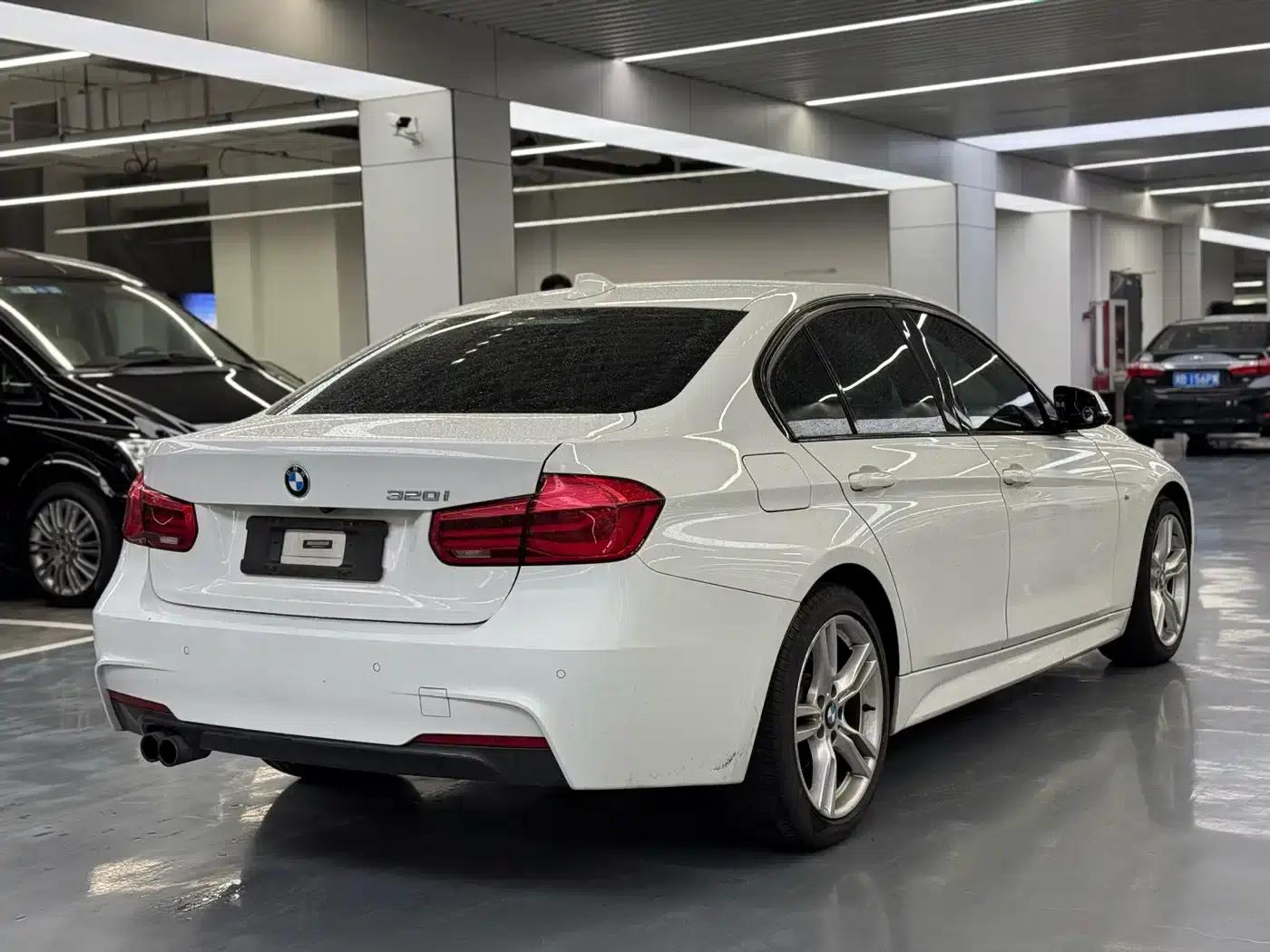 2017 BMW 3 Series 320i M Sport — миниатюра 9