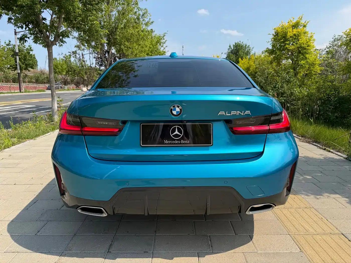 2023 BMW 3 Series 320Li M Sport Package — миниатюра 5