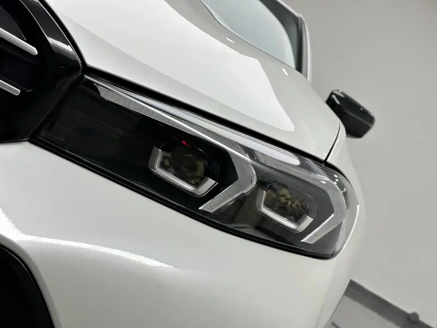 2023 BMW 3 Series 325Li M Sport Shadow Edition — миниатюра 21
