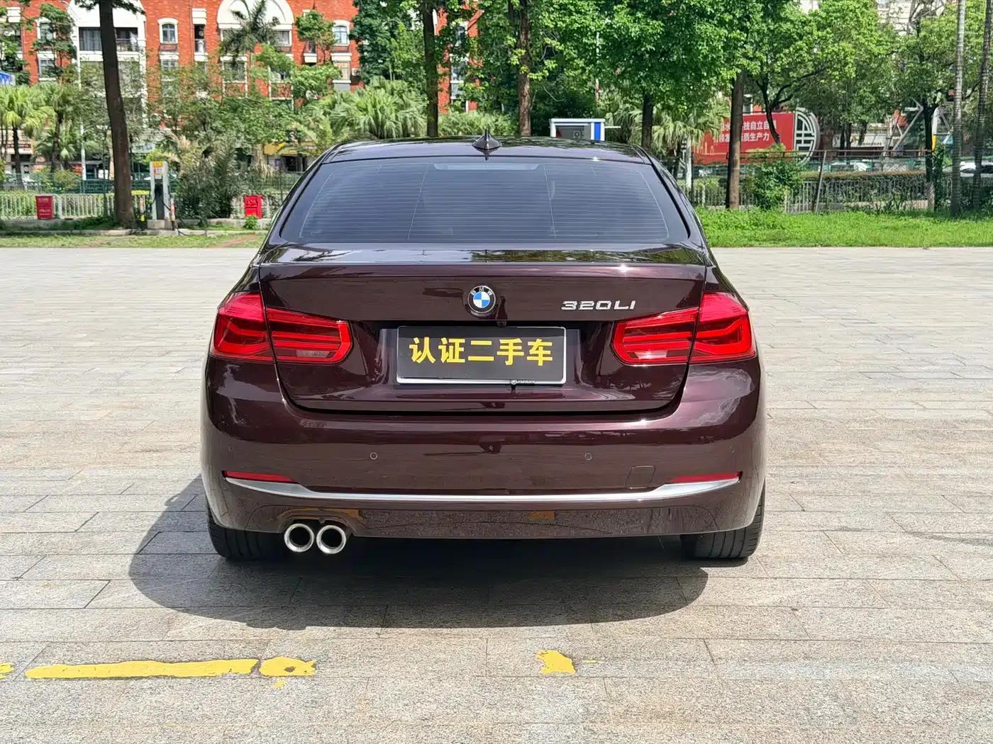 BMW 3 Series 2018 320Li Fashion Edition — миниатюра 15