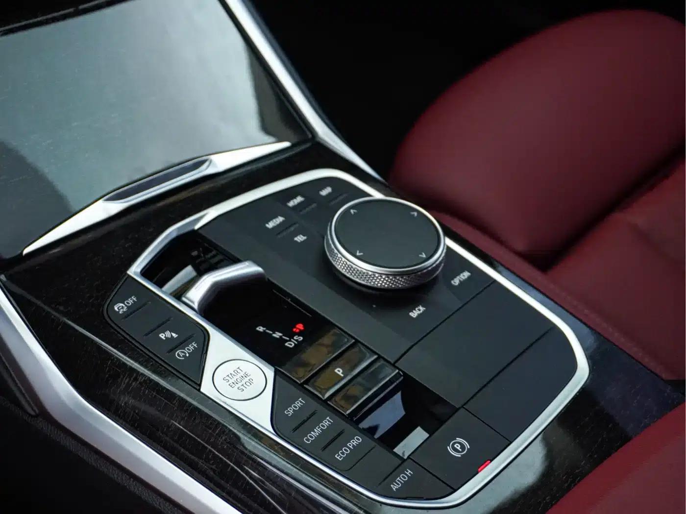 2023 BMW 3 Series 325Li M Sport Package — миниатюра 11