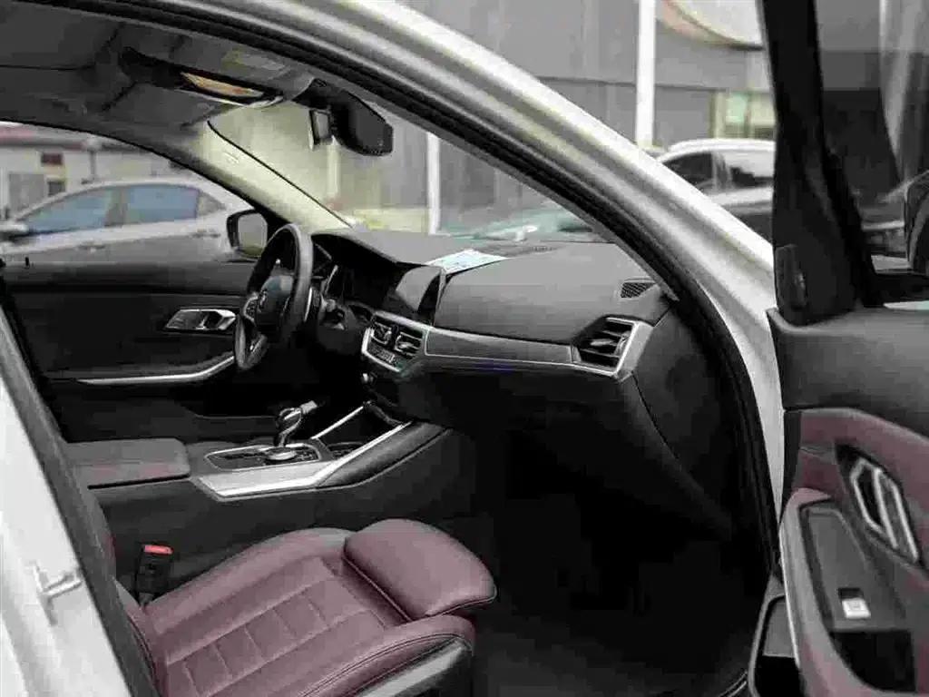 2020 BMW 3 Series 325Li M Sport Shadow Edition — миниатюра 5