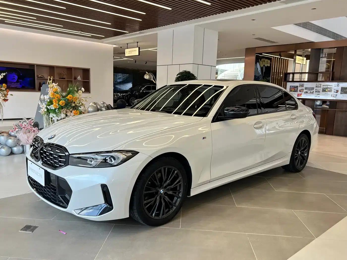 2023 BMW 3 Series 325Li M Sport Package — миниатюра 1