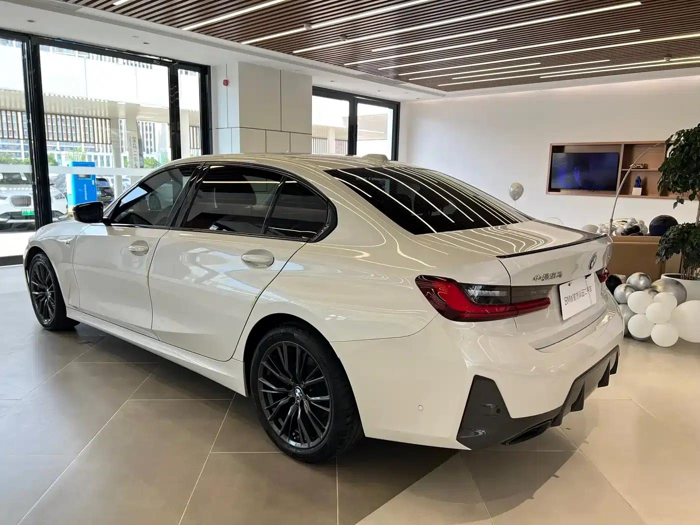 2023 BMW 3 Series 325Li M Sport Package — миниатюра 7