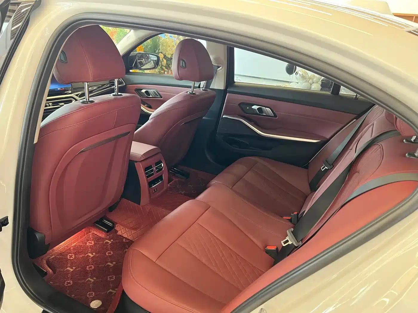 2023 BMW 3 Series 325Li M Sport Package — миниатюра 9