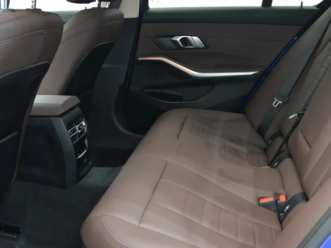 2020 BMW 3 Series Facelift 325i M Sport Package — миниатюра 11