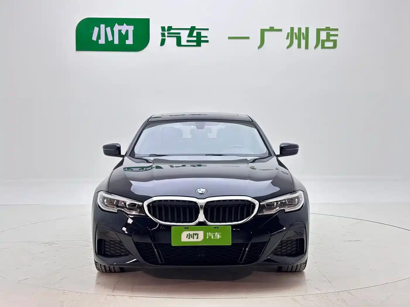 2022 BMW 3 Series 320Li M Sport Package — миниатюра 3