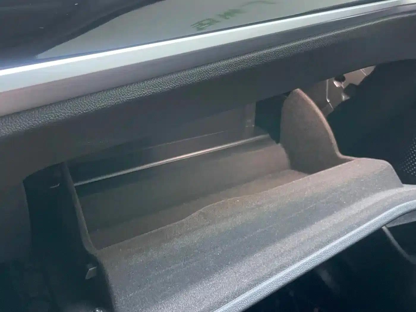2022 BMW 3 Series 320Li M Sport Package — миниатюра 10