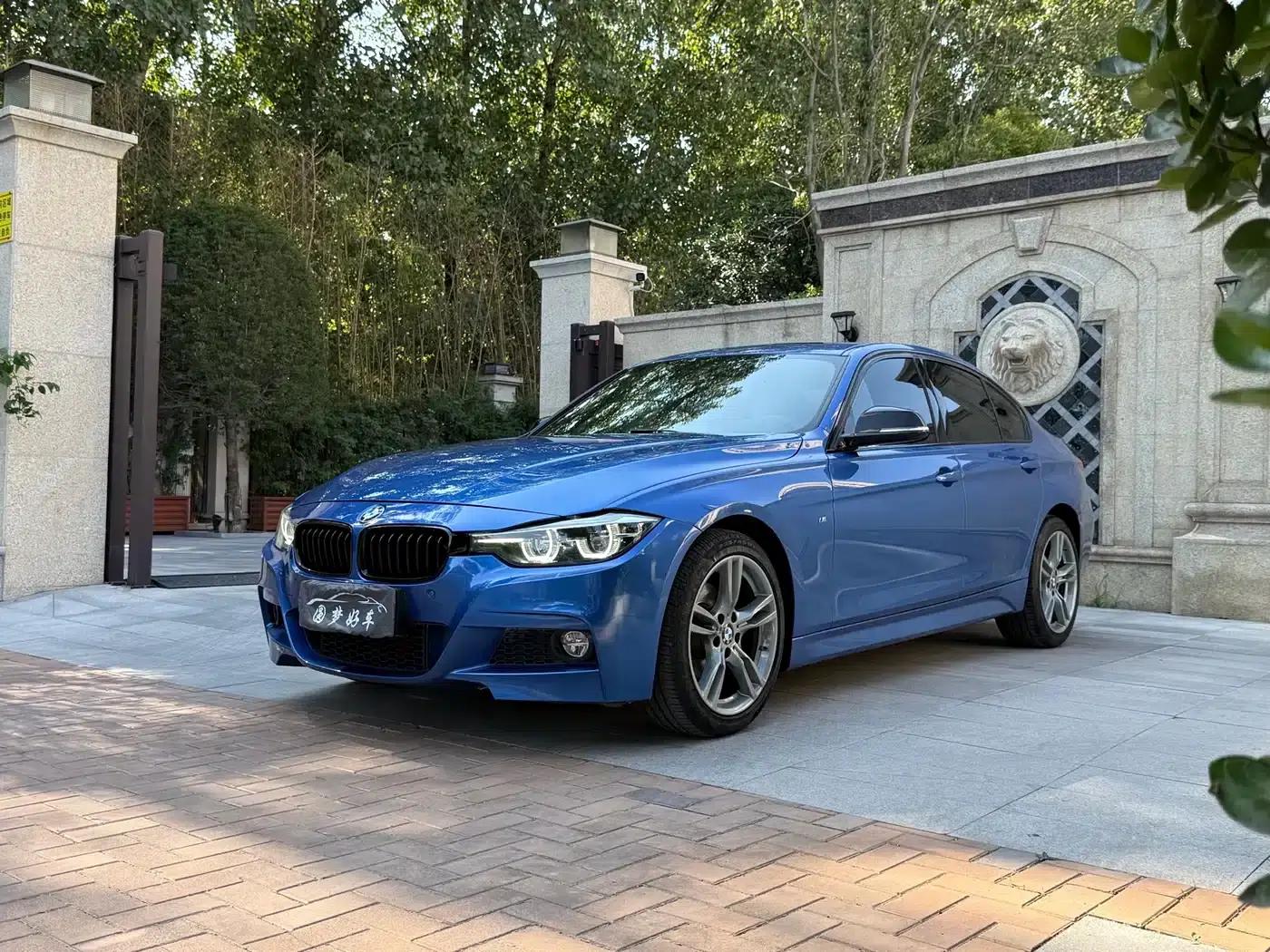 2018 BMW 3 Series 330i M Sport Shadow Edition — миниатюра 1