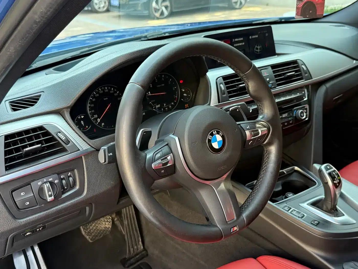 2018 BMW 3 Series 330i M Sport Shadow Edition — миниатюра 9