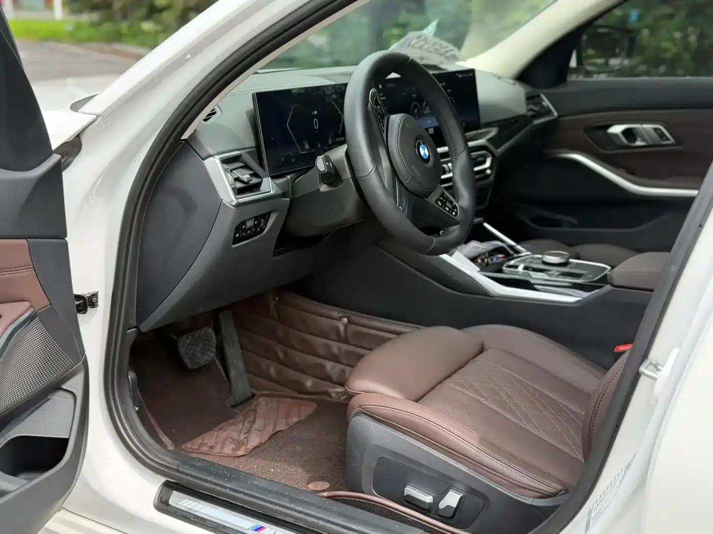 2023 BMW 3 Series 320Li M Sport Package — миниатюра 8