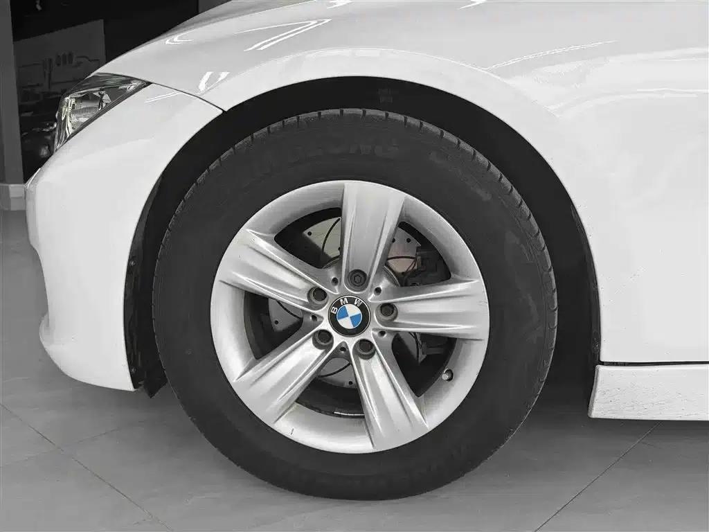 BMW 3 Series 2015 320i Super Enjoyment Edition Fashion Model — миниатюра 6