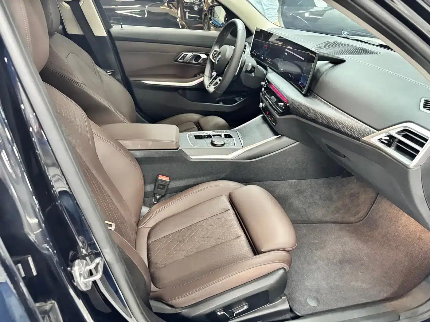2025 BMW 3 Series 325Li M Sport Package — миниатюра 8