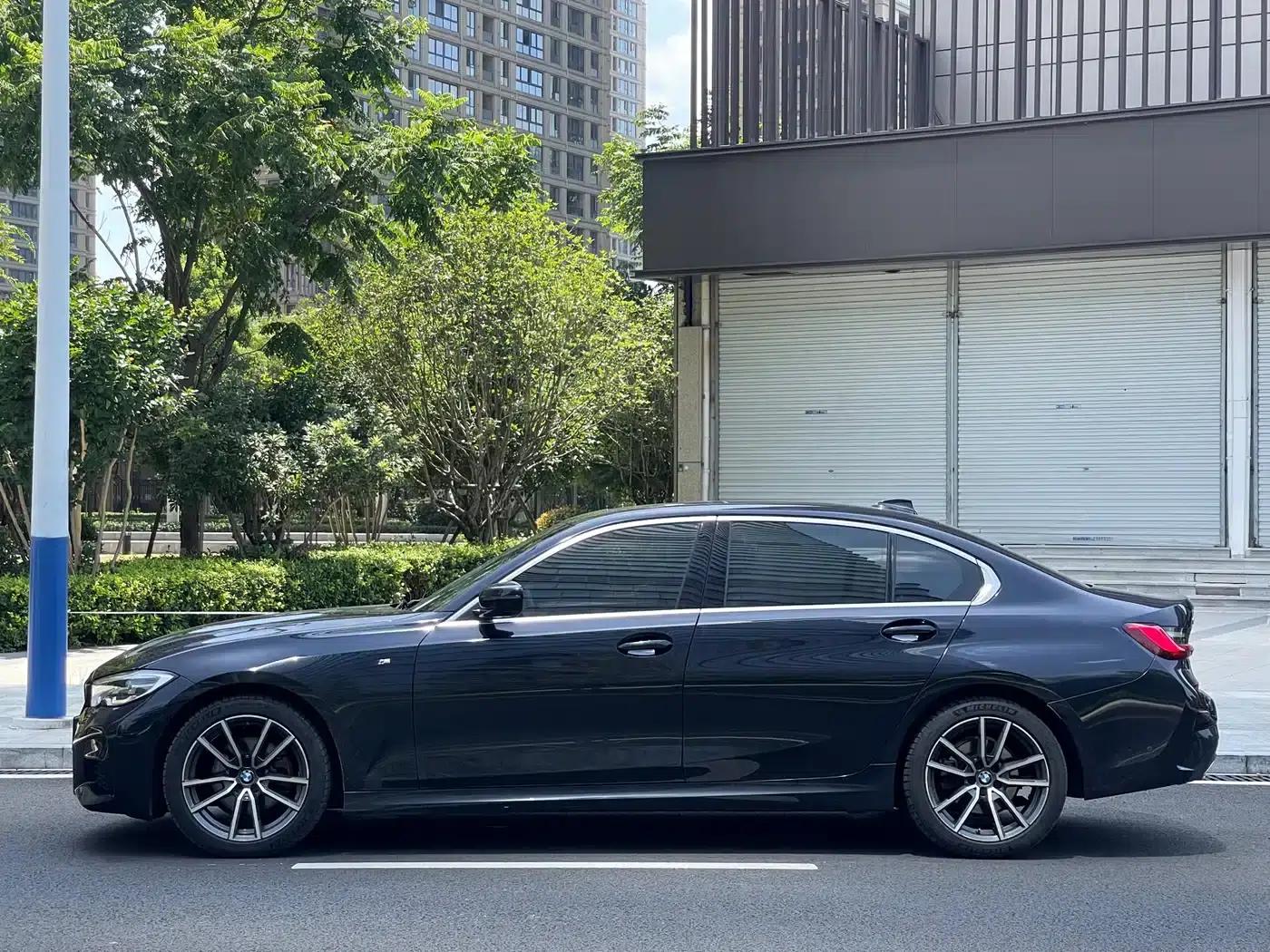 2020 BMW 3 Series 325i M Sport Package — миниатюра 13