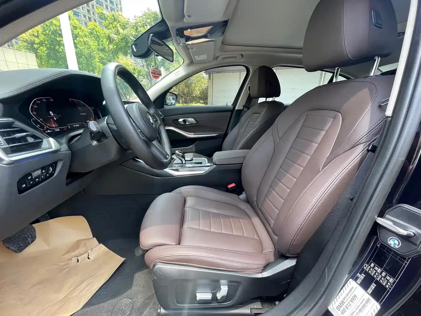 2020 BMW 3 Series 325i M Sport Package — миниатюра 5