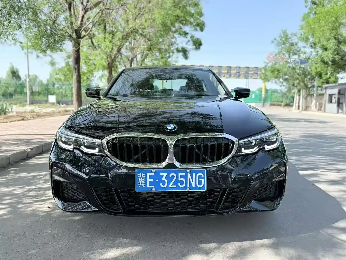 2022 BMW 3 Series 325i M Sport Shadow Edition — миниатюра 1