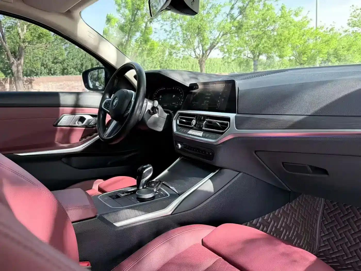2022 BMW 3 Series 325i M Sport Shadow Edition — миниатюра 5