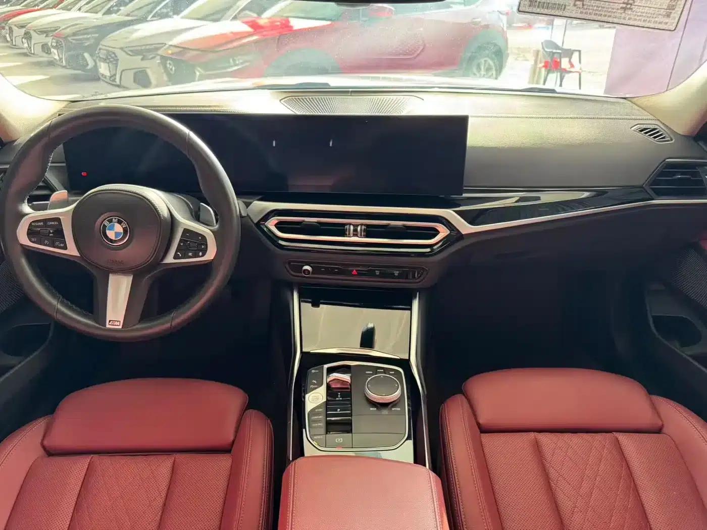 2023 BMW 3 Series 320Li M Sport Package — миниатюра 12