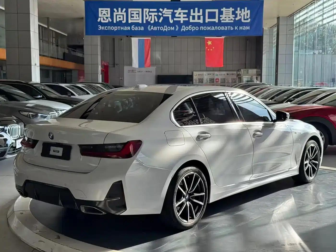 2023 BMW 3 Series 320Li M Sport Package — миниатюра 3