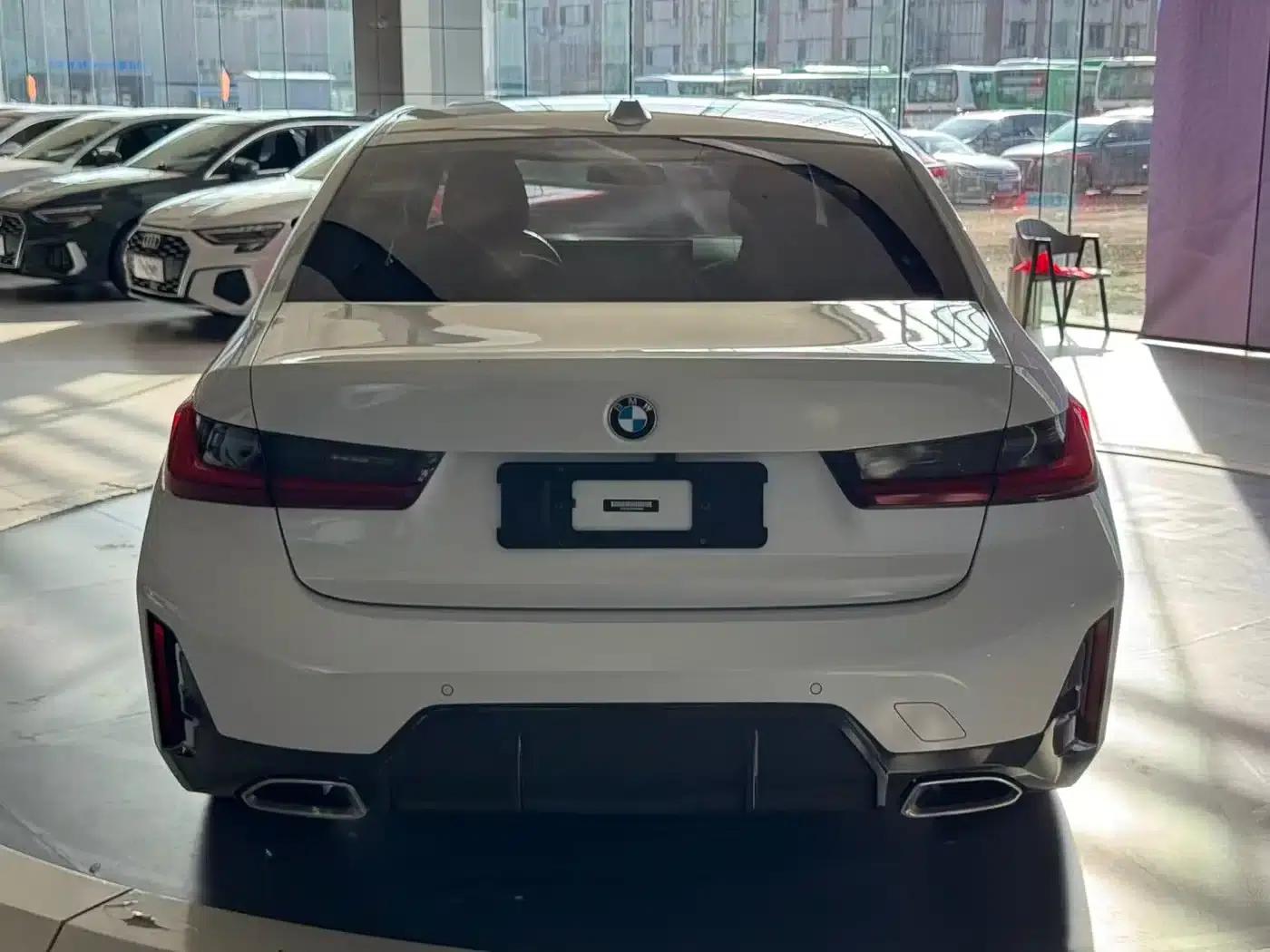 2023 BMW 3 Series 320Li M Sport Package — миниатюра 6