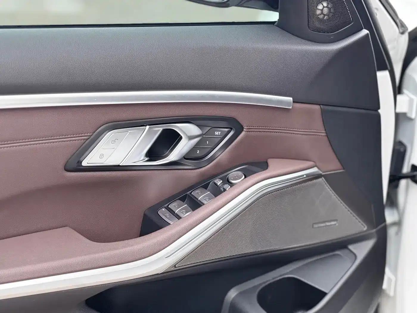 2020 BMW 3 Series Facelift 325i M Sport Shadow Edition — миниатюра 12