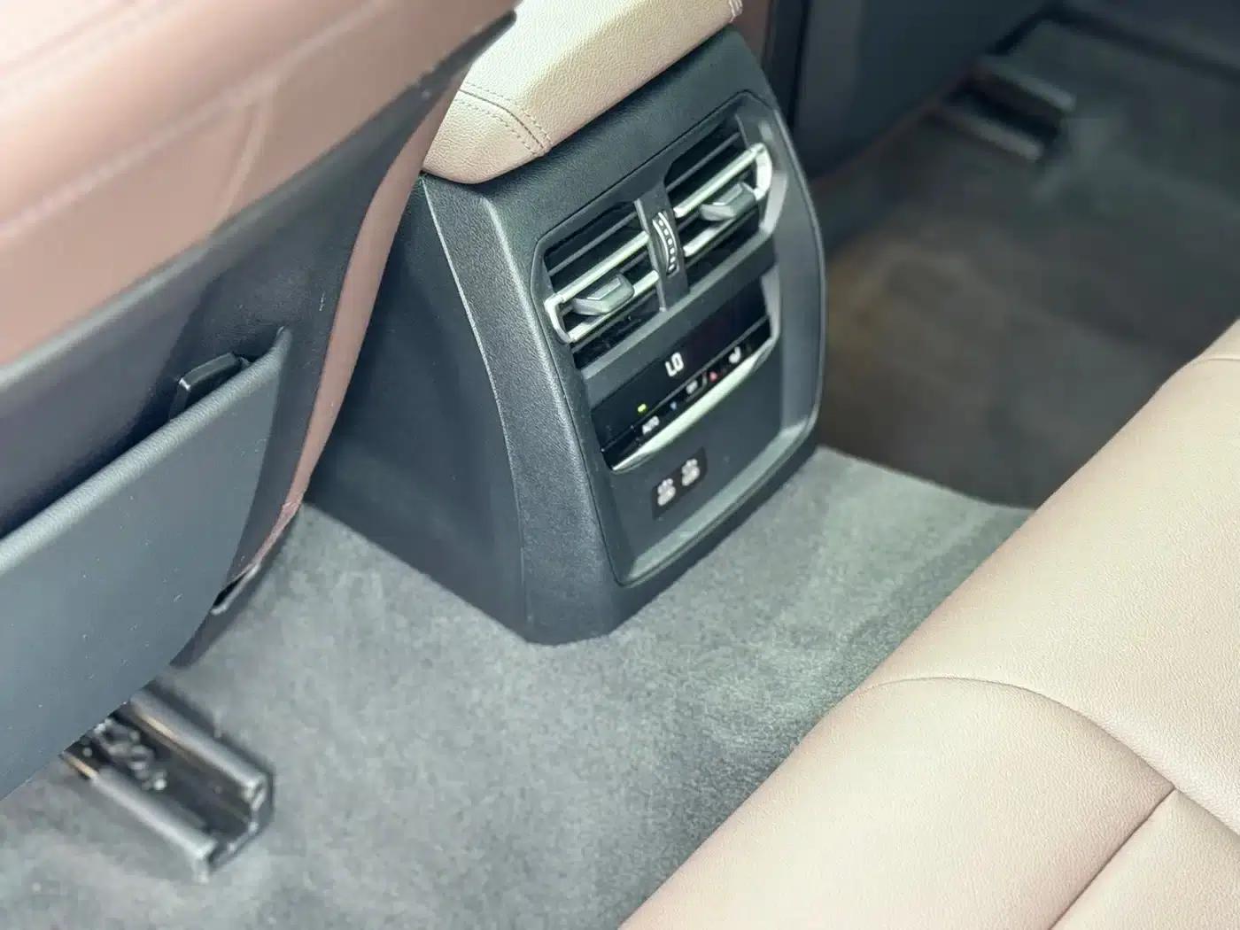 2020 BMW 3 Series Facelift 325i M Sport Shadow Edition — миниатюра 14