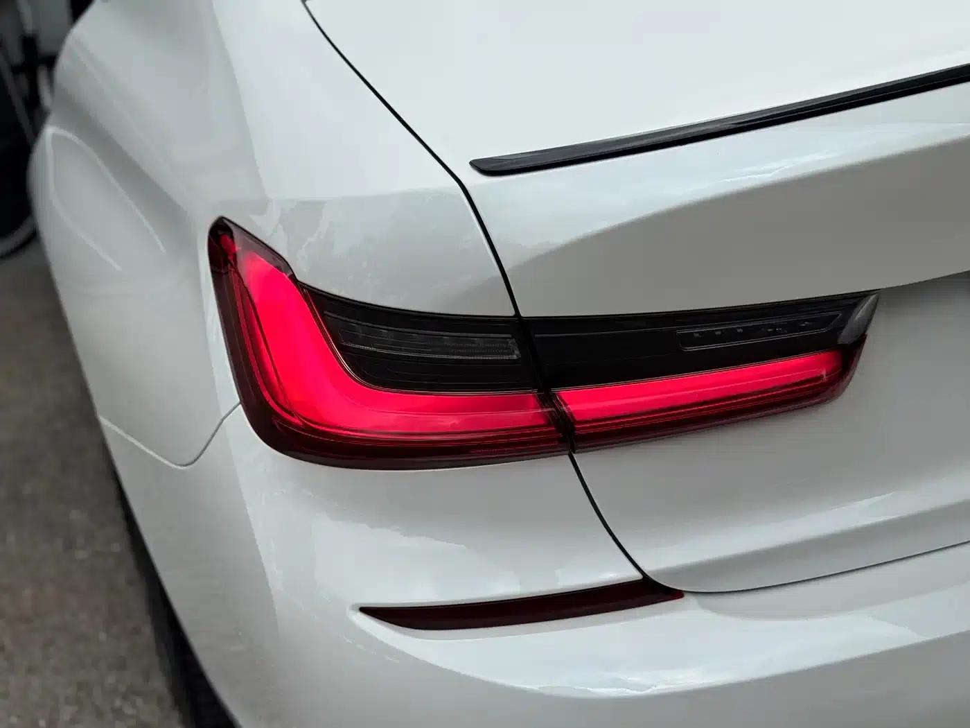 2020 BMW 3 Series Facelift 325i M Sport Shadow Edition — миниатюра 16
