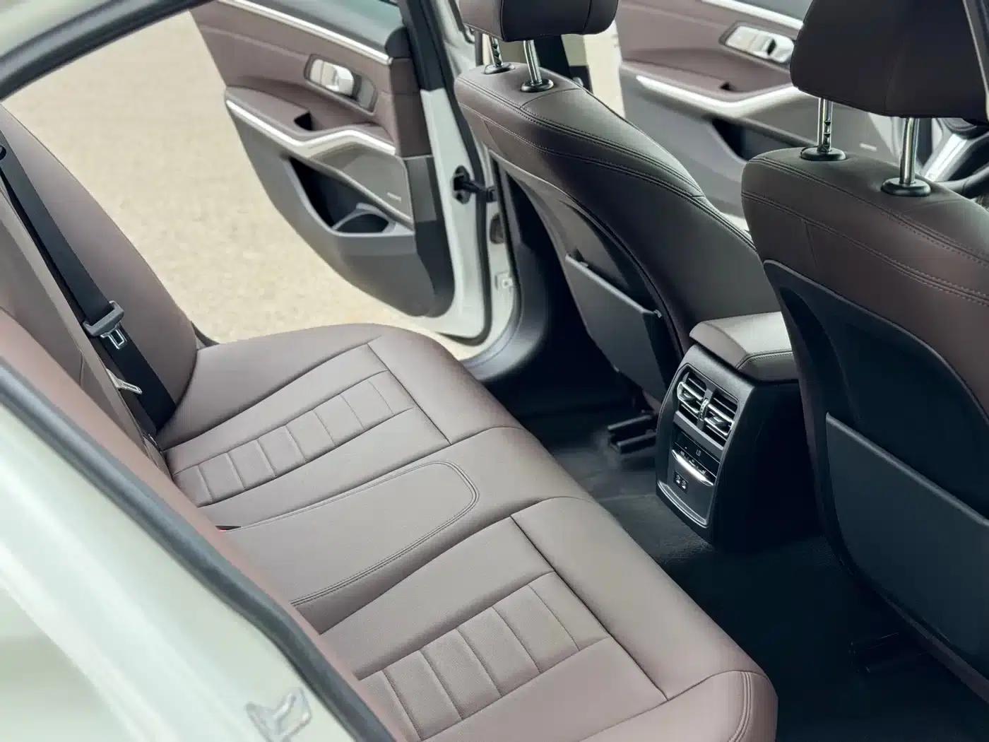 2020 BMW 3 Series Facelift 325i M Sport Shadow Edition — миниатюра 18
