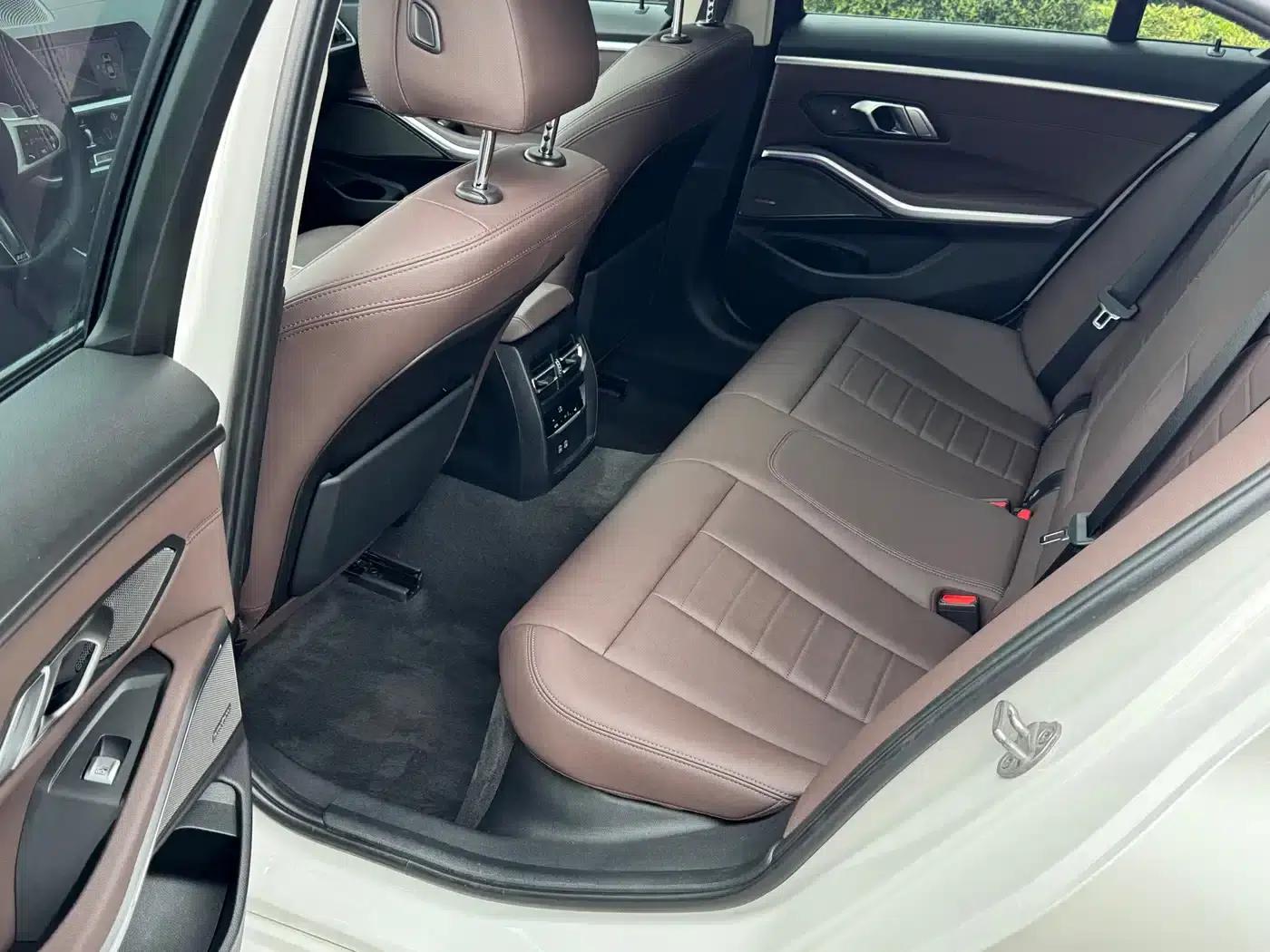 2020 BMW 3 Series Facelift 325i M Sport Shadow Edition — миниатюра 30