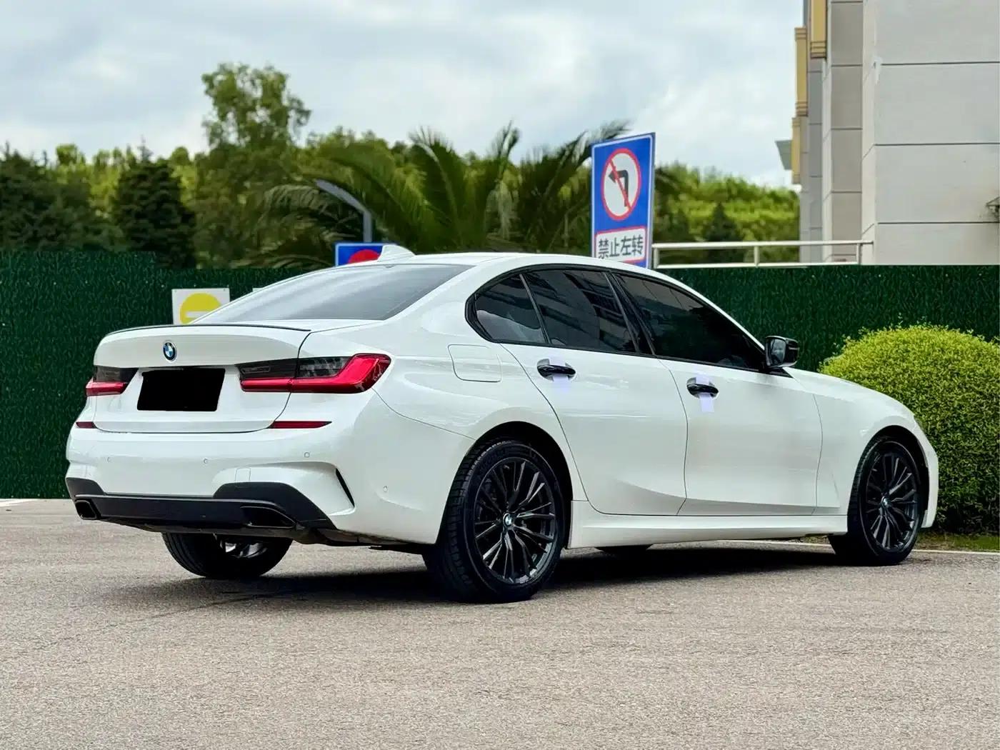 2020 BMW 3 Series Facelift 325i M Sport Shadow Edition — миниатюра 9