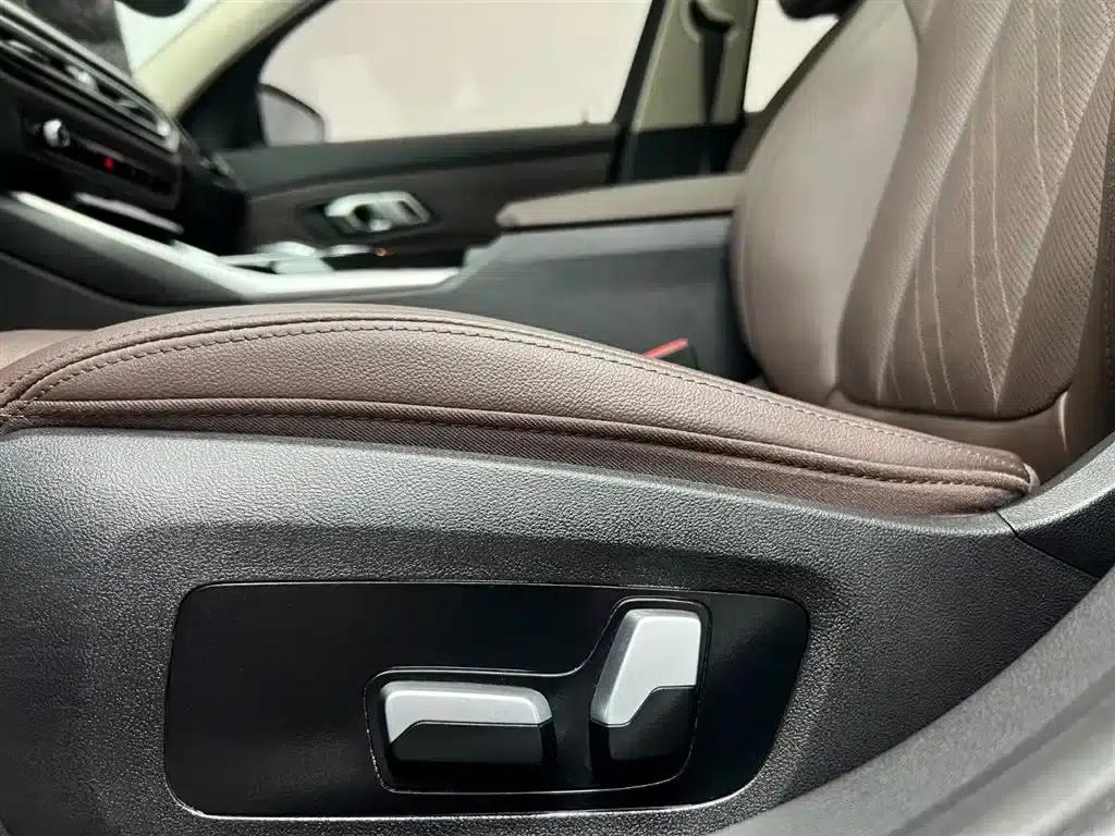 2023 BMW 3 Series 320Li M Sport Package — миниатюра 14