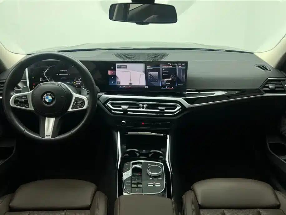 2023 BMW 3 Series 320Li M Sport Package — миниатюра 17