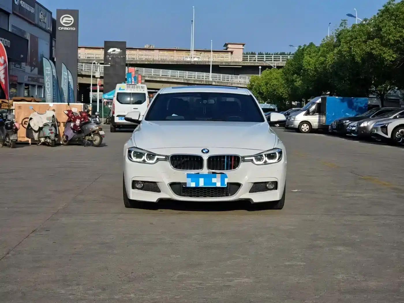 2019 BMW 3 Series 320i M Sport Package — миниатюра 2