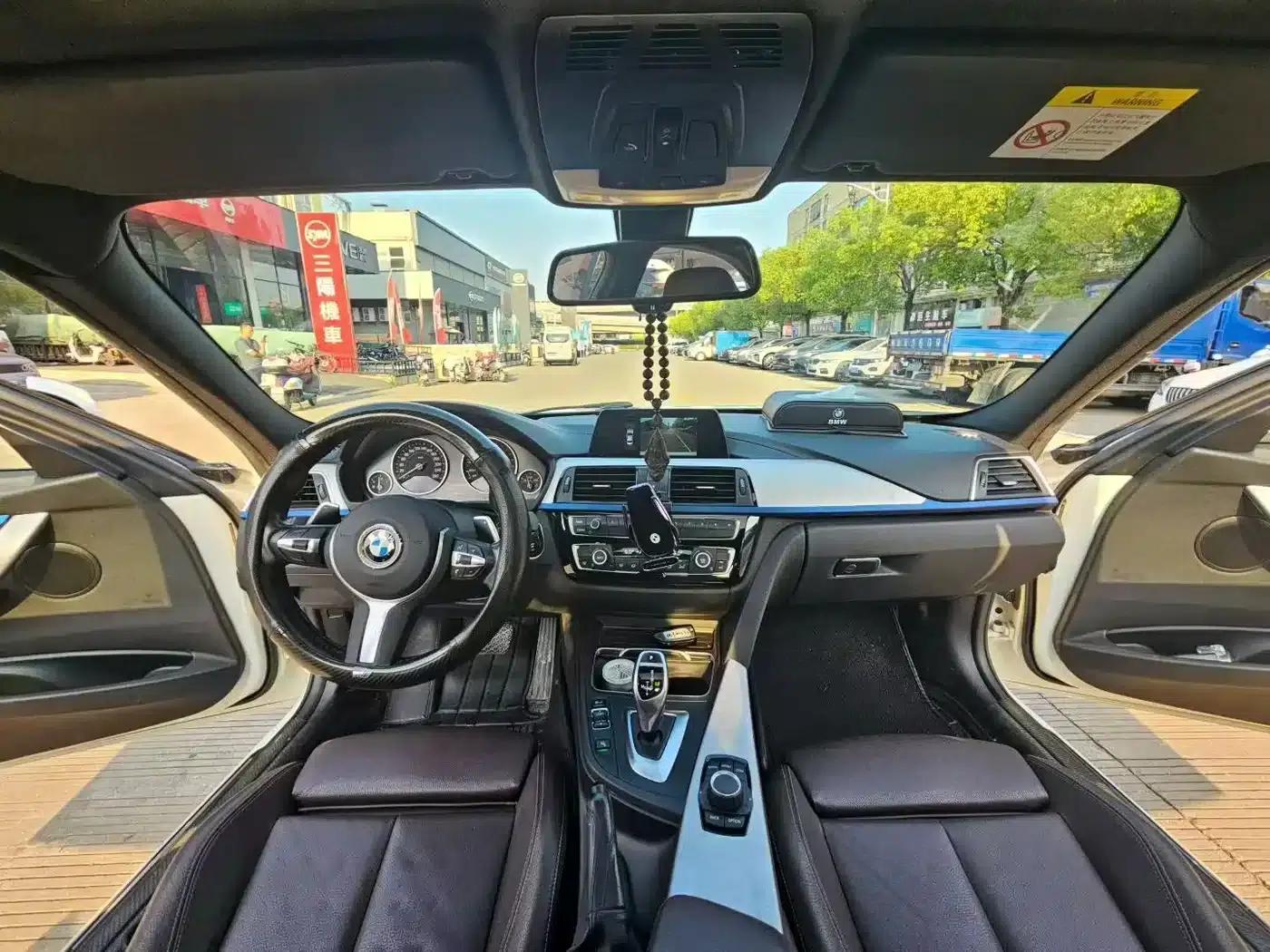 2019 BMW 3 Series 320i M Sport Package — миниатюра 8