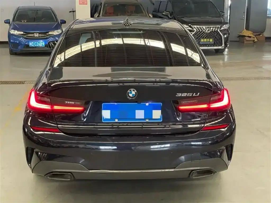 2022 BMW 3 Series 325Li M Sport Shadow Edition — миниатюра 5