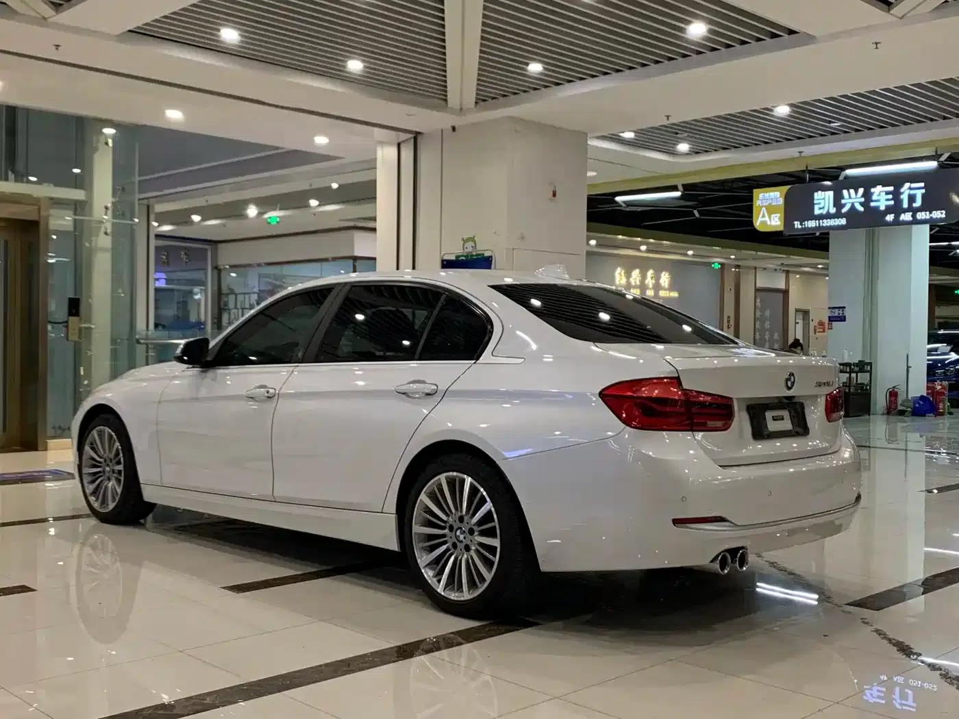 BMW 3 Series 2019 320Li Fashion Edition — миниатюра 14
